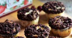 Strawberry-Chocolate Chip Muffins with Chocolate Streusel Topping
