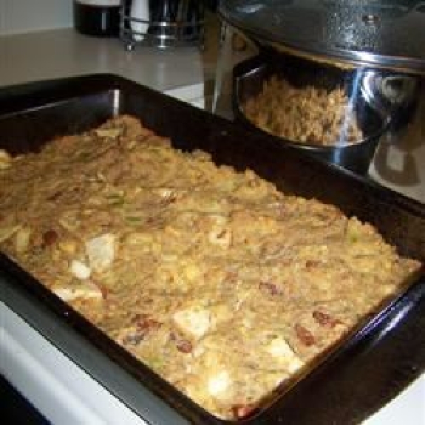 Apple Pecan Cornbread Dressing