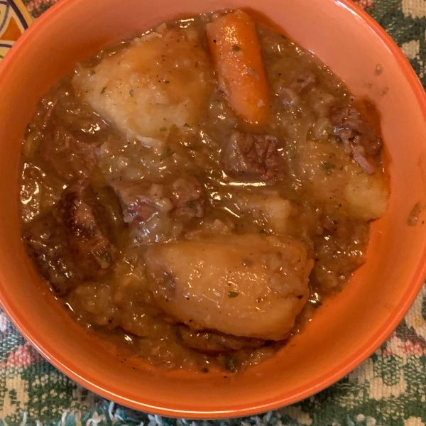 Easy Slow Cooker Beef Stew