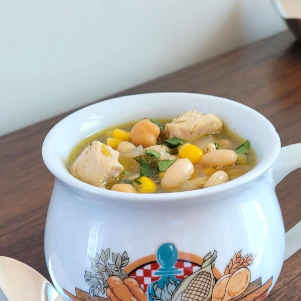 Spicy White Chili with Chicken