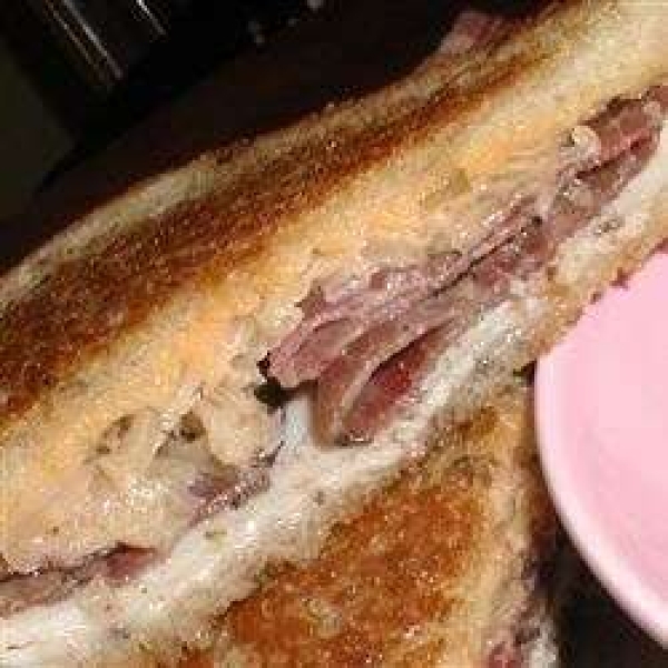 Mom's Classic Reuben