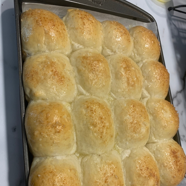 Rosemary Pull-Apart Dinner Rolls