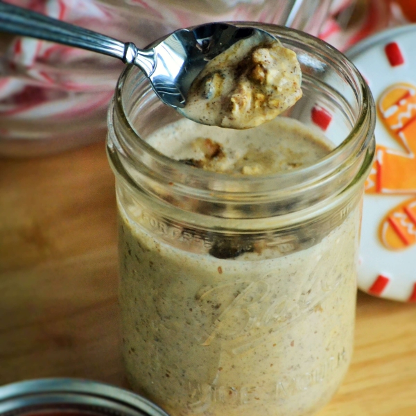 Spicy Gingerbread Overnight Oats