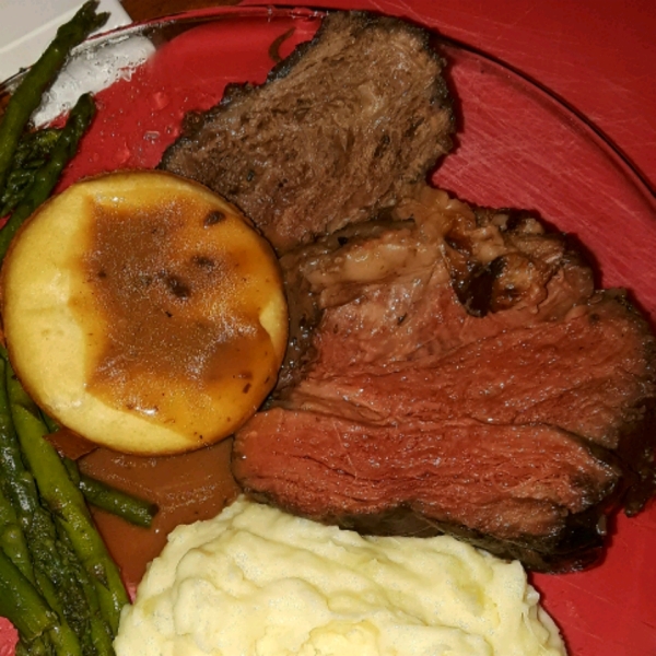 Prime Rib Au Jus with Yorkshire Pudding