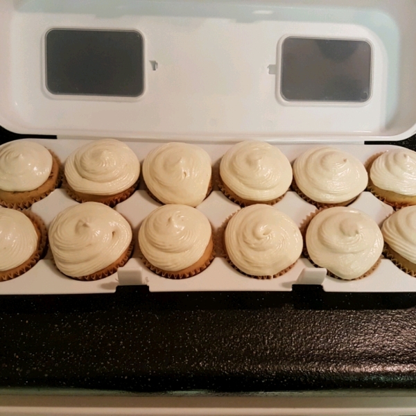 Fluffernutter Cupcakes