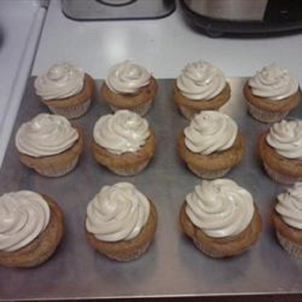 Fluffernutter Cupcakes