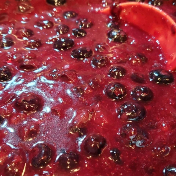 Homemade Blueberry Pie Filling