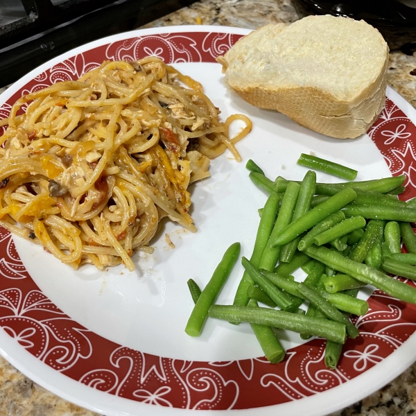 Instant Pot® Spicy Chicken Spaghetti Casserole with Frozen Chicken Breasts