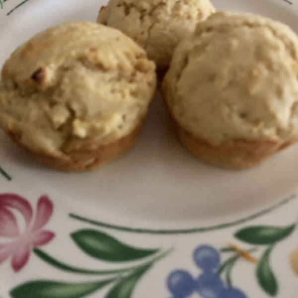 Quick and Easy Apple Muffins