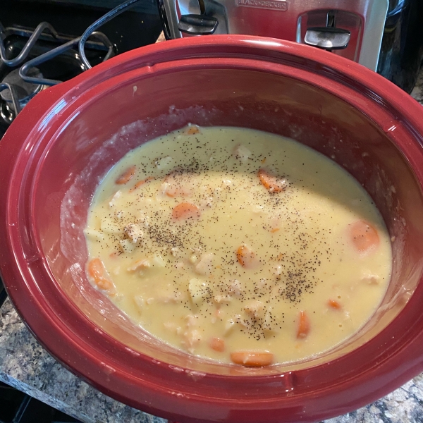 Slow Cooker Turkey and Dumplings