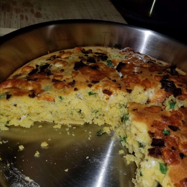 Cheesy Bacon Jalapeno Skillet Cornbread