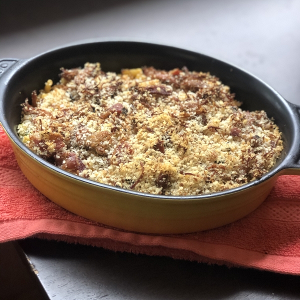 Baked Bacon Macaroni and Cheese Casserole