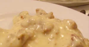 Lewis' Midwestern Sausage Gravy