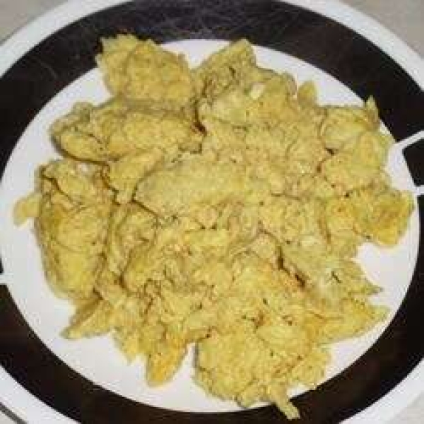 Curry Cheddar Scrambled Eggs