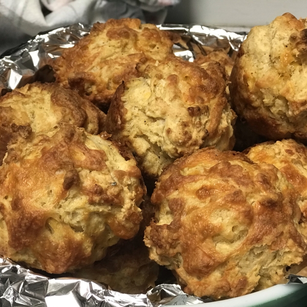 Cheddar Muffins