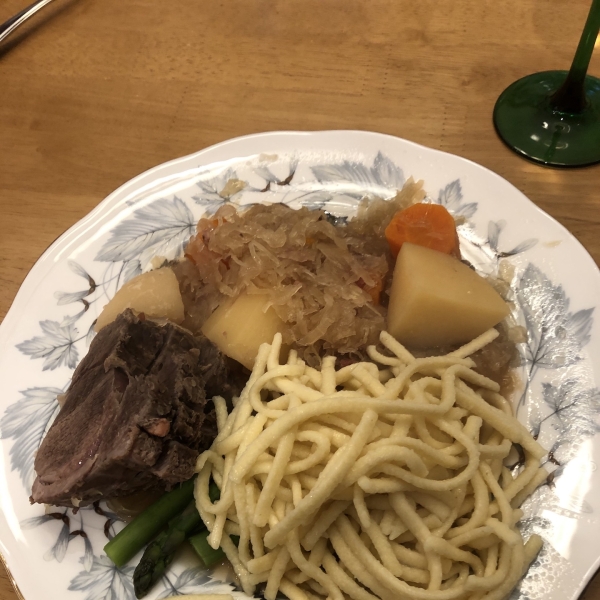 Braised Wild Boar with Sauerkraut