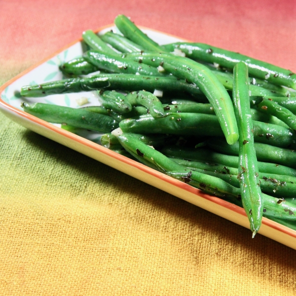 Microwave Garlic-and-Herb Green Beans