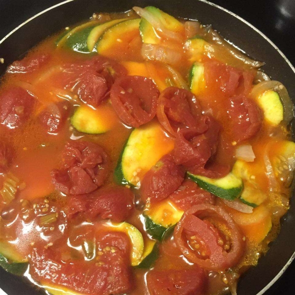 'Calabacitas Guisada' (Stewed Mexican Zucchini)