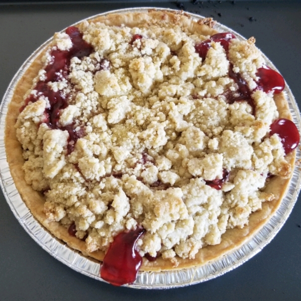 Holiday Cherry Pie