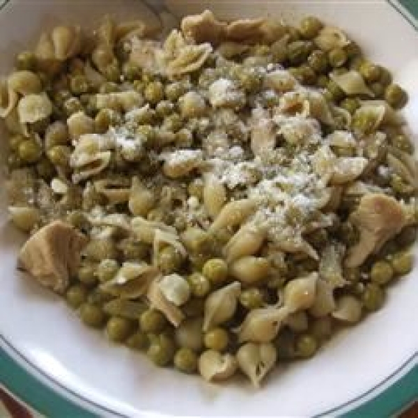 Peas and Macaroni Soup