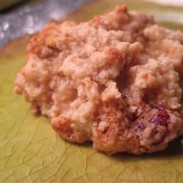 Soft Oatmeal Raisin Cookies