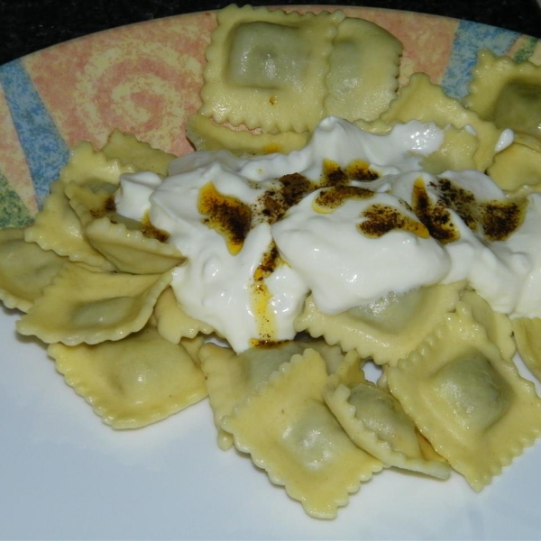 Manti (Turkish 'Ravioli' with Yogurt Sauce)