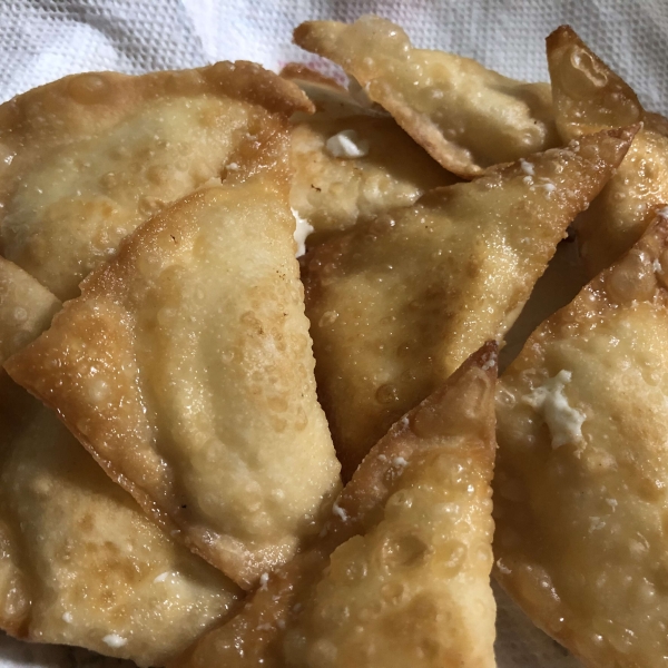 Crab Rangoon With Water Chestnuts