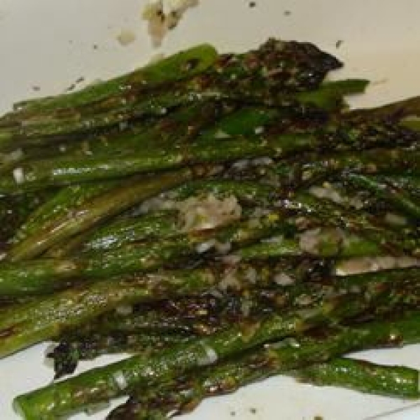 Broiled Asparagus with Lemon Tarragon Dressing