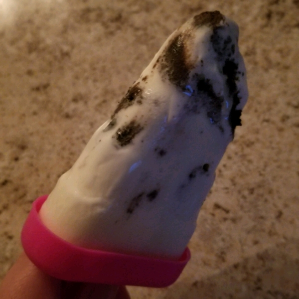 Milk and Cookies Ice Pops