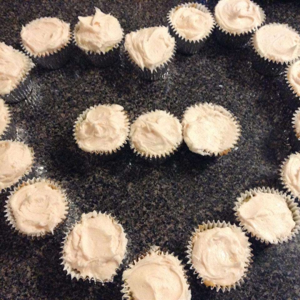 Raspberry Lemonade Cupcakes