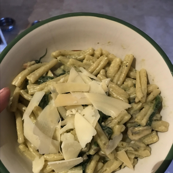 Pesto Chicken Florentine