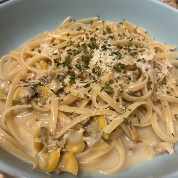 Ron's Favorite Linguine with White Clam Sauce