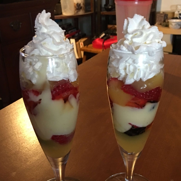 Lemon and Raspberry Trifle in Mason Jars