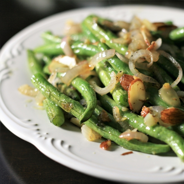 Roasted Green Beans and Shallots