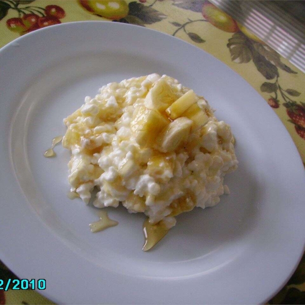 Sweet Cottage Cheese and Bananas