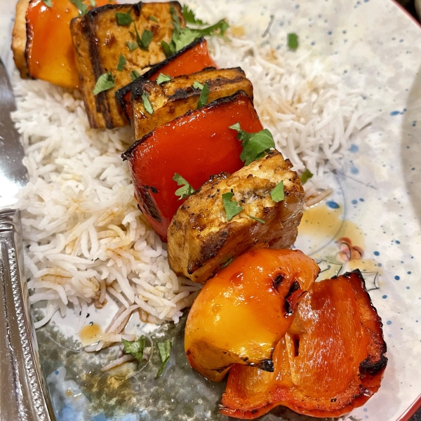 Grilled Tofu Skewers with Sriracha Sauce