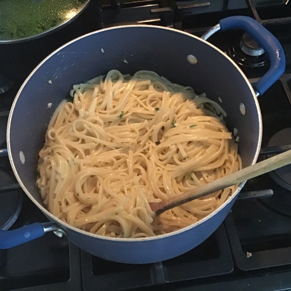 Garlic-Herb Linguine