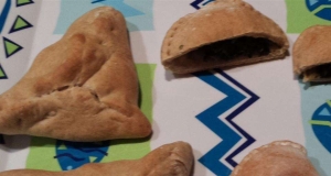 Jiddo's Fatayer Sabanegh (Spinach Triangles)