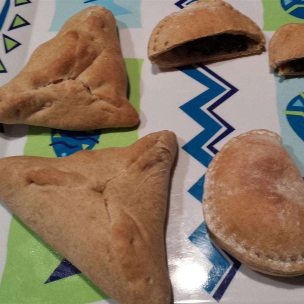 Jiddo's Fatayer Sabanegh (Spinach Triangles)