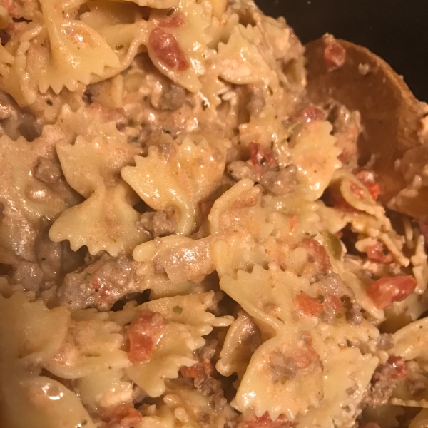 Mama's Goat Cheese Rigatoni