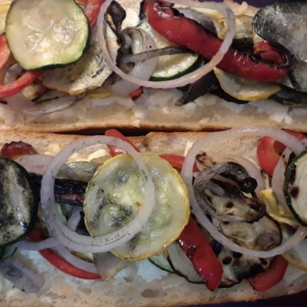 California Grilled Veggie Sandwich