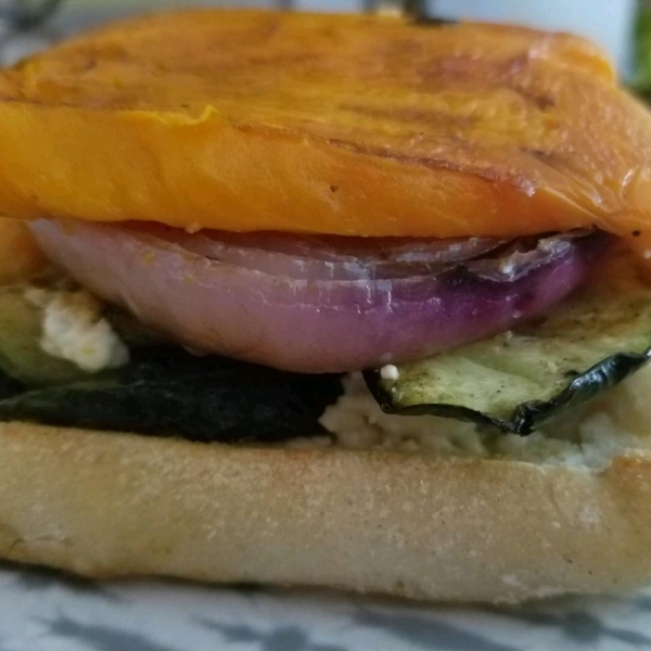 California Grilled Veggie Sandwich