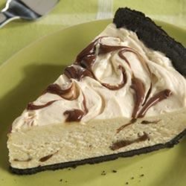 Peanut Butter and Fudge Swirl Pie