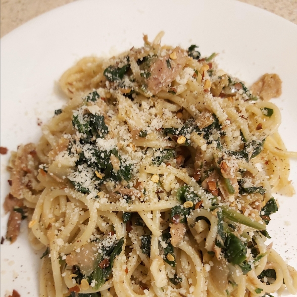 Spaghetti with Tuna and Capers