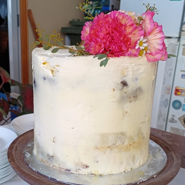 Quick and Almost-Professional Buttercream Icing