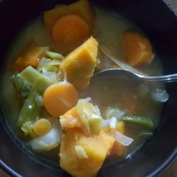 Vegan Japanese Winter Squash and Leek Soup