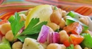 Garbanzo Bean and Pepper Salad