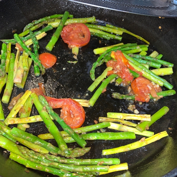 Asparagus with Tomatoes