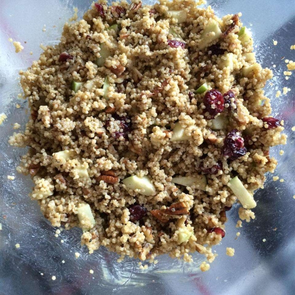 Cranberry Apple Pecan Quinoa Salad