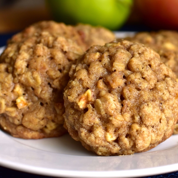 Apple Oatmeal Cookies